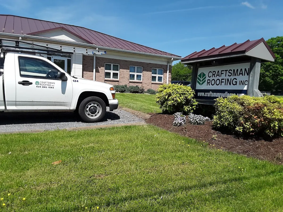 Quality Soffit & Fascia Repair by experienced craftsmen in Green Meadow